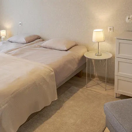 Kuelaliskorter Kaerdlas דירה